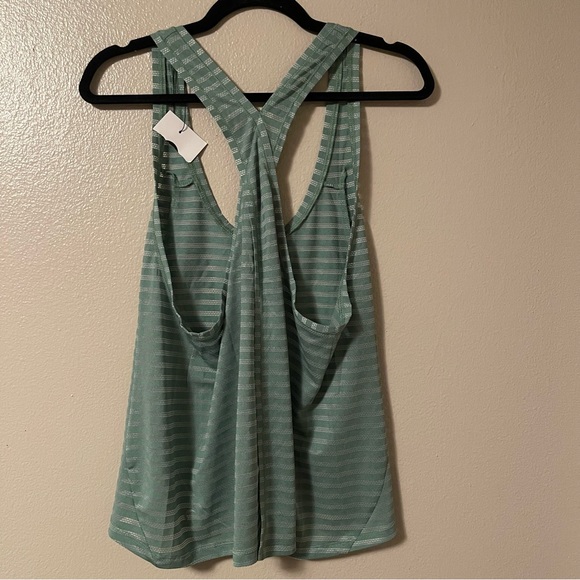 NWT ZYIA Nimbus Split Back Forest Athletic Stripe Breathable Tank Top - Picture 3 of 6